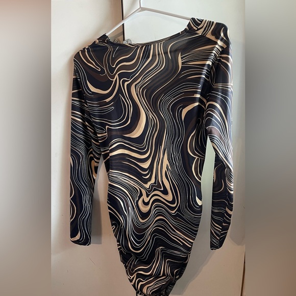 BRAND NEW- Cut Out Dress - Picture 2 of 2